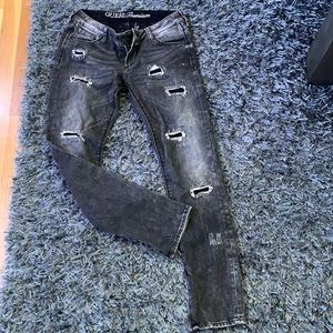 Guess premium ripped with peekaboo lace